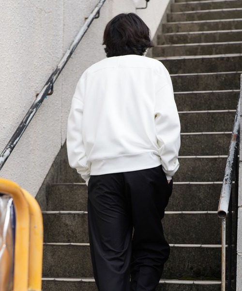 Aphlotus（アプロタス）の「スウェットオーバーサイズトレーナー（スウェット・メンズ・グレー/ホワイト/ブラック・LARGE/MEDIUM/SMALL）」の10枚目の写真