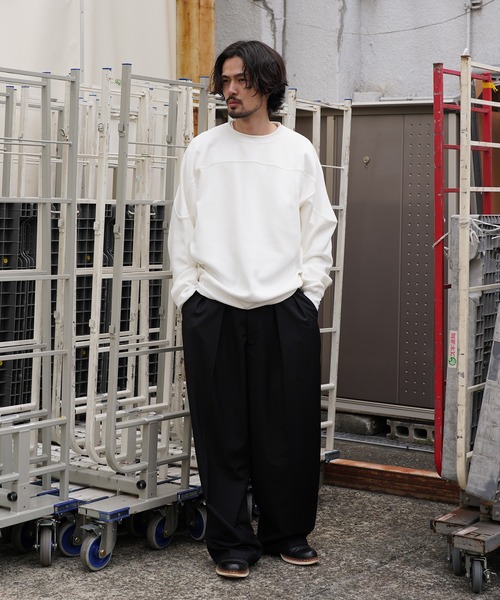 Aphlotus（アプロタス）の「スウェットオーバーサイズトレーナー（スウェット・メンズ・グレー/ホワイト/ブラック・LARGE/MEDIUM/SMALL）」の11枚目の写真