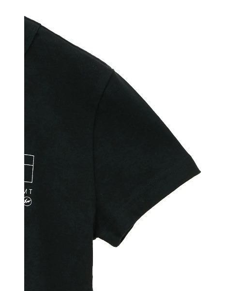 CLANE（クラネ）の「CLANE x FRGMT CROPPED TEE（Tシャツ/カットソー・レディース・ホワイト/ブラック・S/M）」の15枚目の写真