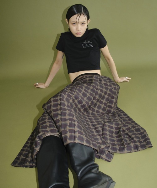 CLANE（クラネ）の「CLANE x FRGMT CROPPED TEE（Tシャツ/カットソー・レディース・ホワイト/ブラック・S/M）」の3枚目の写真