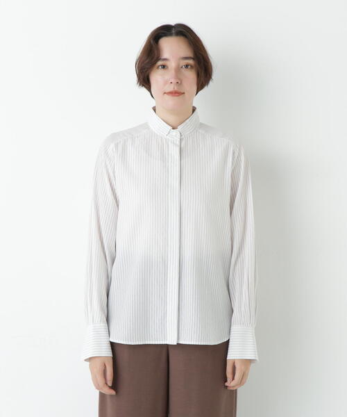 human woman（ヒューマンウーマン）の「◆ストライプロールハイネックシャツ（シャツ/ブラウス・レディース・ダークインディゴブルー/チャコールグレー/ブルー系その他3・MEDIUM）」の8枚目の写真