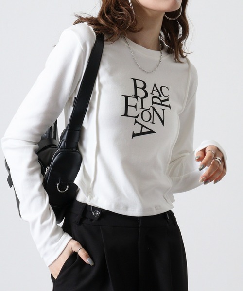 FUNALIVE（ファンアライブ）の「ABETTOR 英字ロゴプリント　AラインLS/Ｔ　厚手あったか生地　長袖（Tシャツ/カットソー・レディース・ホワイト/ブラック・FREE）」の9枚目の写真