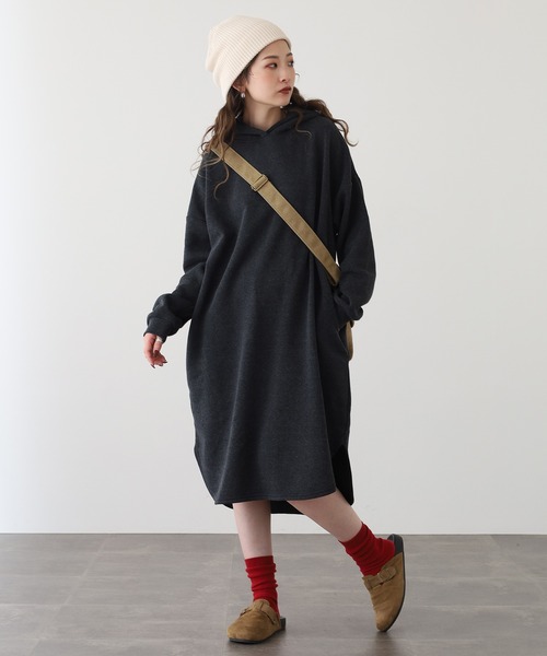 FUNALIVE（ファンアライブ）の「CVC裏起毛フーディOP（ワンピース・レディース・杢グレー/ダークグレー・M-L）」の3枚目の写真