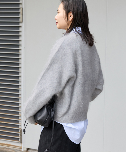 JOURNAL STANDARD（ジャーナルスタンダード）の「FLUFFYクループルオーバー（ニット/セーター・レディース・チャコールグレー/ブラウン/ピンク・FREE）」の5枚目の写真