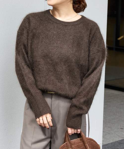 JOURNAL STANDARD（ジャーナルスタンダード）の「FLUFFYクループルオーバー（ニット/セーター・レディース・チャコールグレー/ブラウン/ピンク・FREE）」の11枚目の写真