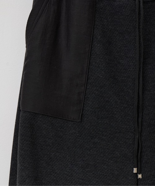 Muel Chic（ミュエルシック）の「Nicosia pants   ニコシアパンツ（その他パンツ・レディース・ベージュ/ダークブラック/オフホワイト・MEDIUM/SMALL）」の7枚目の写真