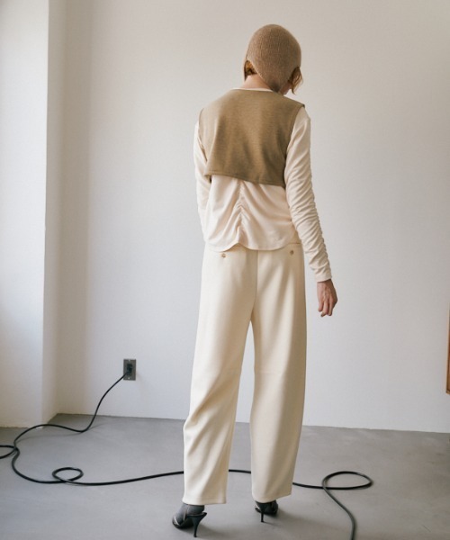 Muel Chic（ミュエルシック）の「Nicosia pants   ニコシアパンツ（その他パンツ・レディース・ベージュ/ダークブラック/オフホワイト・MEDIUM/SMALL）」の21枚目の写真