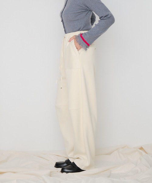 Muel Chic（ミュエルシック）の「Nicosia pants   ニコシアパンツ（その他パンツ・レディース・ベージュ/ダークブラック/オフホワイト・MEDIUM/SMALL）」の18枚目の写真