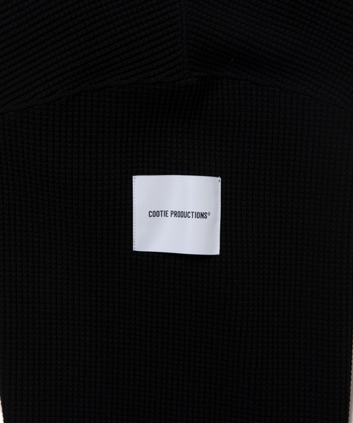 COOTIE PRODUCTIONS（クーティープロダクションズ）の「N/C Waffle Oversized L/S Tee（ニット/セーター・メンズ・ブラック/アイボリー・SMALL/MEDIUM/LARGE/X-LARGE）」の4枚目の写真