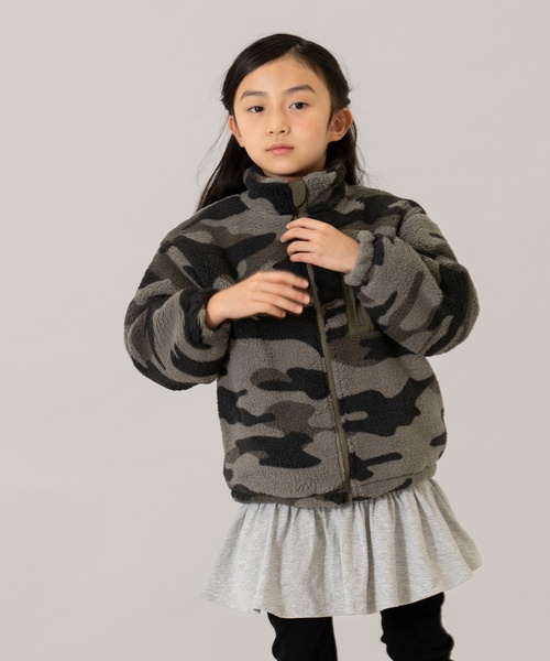 and D. petit main（アンドディープティマイン）の「ボアスタンドブルゾン/あったか/アウター（ブルゾン・キッズ・キャメル/シルバーグレー/ブルー/カラフル/カーキ・90cm/120cm/110cm/130cm/140cm/100cm）」の3枚目の写真