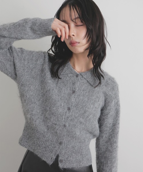 LIAN（リアン）の「シャギーポロニットカーディガン（カーディガン/ボレロ・レディース・ライム/ピンク/オフホワイト/チャコールグレー・FREE）」の3枚目の写真