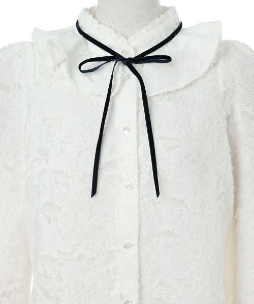 F i.n.t(フィント)の「リボン付きカットジャガードフリルブラウス/fint フィント(シャツ/ブラウス・レディース・オフホワイト/アイボリー・FREE)」の15枚目の写真