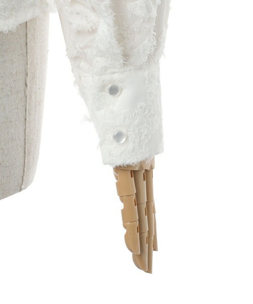 F i.n.t(フィント)の「リボン付きカットジャガードフリルブラウス/fint フィント(シャツ/ブラウス・レディース・オフホワイト/アイボリー・FREE)」の17枚目の写真