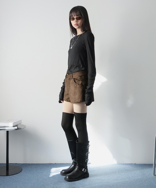 Ulysses(ユリシス)の「フェイクスエードスタッズ付きショートパンツ(その他パンツ・レディース・ブラック/ブラウン・S/M)」の12枚目の写真