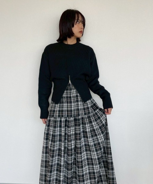 AMAIL（アマイル）の「Curve Knit（ニット/セーター・レディース・グレー/ブラック・FREE）」の4枚目の写真