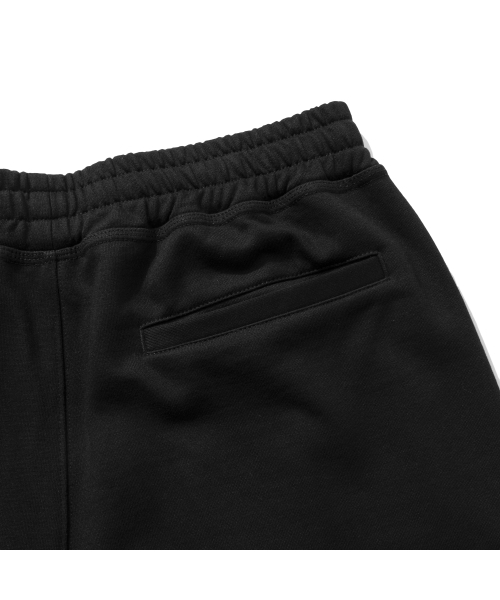 EXTRAORDINARY（エクストラオーディナリー）の「BLACKLETTER II SWEAT PANTS BLACK（スウェットパンツ・メンズ・その他・MEDIUM/LARGE/X-LARGE）」の14枚目の写真