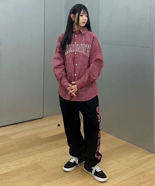 EXTRAORDINARY（エクストラオーディナリー）の「BLACKLETTER II SWEAT PANTS BLACK（スウェットパンツ・メンズ・その他・MEDIUM/LARGE/X-LARGE）」の19枚目の写真
