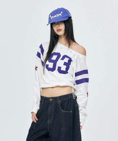 SCHISM INDUCING（スキズムインデューシング）の「TEAM OFF SHOULDER SLEEVES IVORY（Tシャツ/カットソー・レディース・その他・OS）」の5枚目の写真
