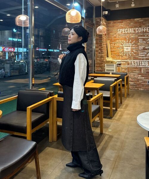 WEST GRAND BOULEVARD(ウエストグランドブルバード)の「セミワイド生地デニムパンツINDIGO(デニムパンツ・レディース・その他・LARGE/MEDIUM/SMALL/X-LARGE/XX-LARGE)」の9枚目の写真
