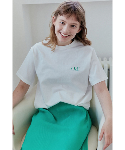 OVEOF(オブオブ)の「Ove T-Shirts_White(Tシャツ/カットソー・レディース・その他・FREE)」の1枚目の写真