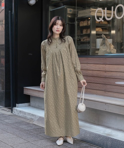 slattgir(スラットジール)の「高身長 綿100%ジャガード切替スタンドカラーマキシ丈ワンピース(トールサイズ)Essenave(ワンピース・レディース・ブラック/カーキ・T5L/T4L/T3L/TLL/TL/TM)」の1枚目の写真