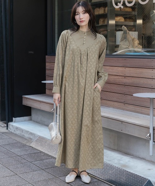 slattgir(スラットジール)の「高身長 綿100%ジャガード切替スタンドカラーマキシ丈ワンピース(トールサイズ)Essenave(ワンピース・レディース・ブラック/カーキ・T5L/T4L/T3L/TLL/TL/TM)」の8枚目の写真