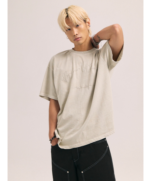 AKECII(アケシ)の「スーパーノーマルチェーン刺繍ピグメント半袖Tシャツ-クリーム(Tシャツ/カットソー・メンズ・その他・MEDIUM/LARGE)」の4枚目の写真
