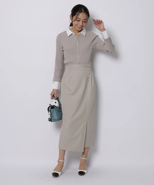 JUSGLITTY(ジャスグリッティー)の「プチボタンタイトスカート(スカート・レディース・ブラック/ベージュ・2/1/0)」の2枚目の写真