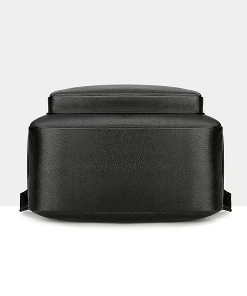 CALIFORNIA OUTFITTERS(カリフォルニア アウトフィッターズ)の「12D59-KR レザーライク マルチポケット バックパック(バックパック/リュック・メンズ・ブラック/ブラウン・ONESIZE)」の7枚目の写真