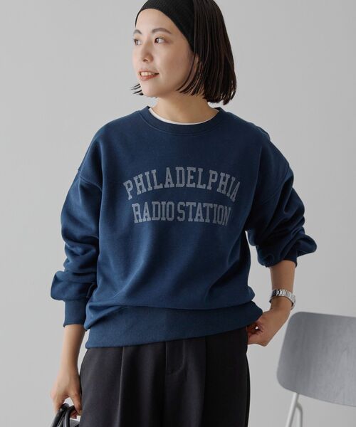 AMERICAN HOLIC(アメリカンホリック)の「カレッジロゴ裏起毛プルオーバー(スウェット・レディース・杢グレー/ネイビー/ブラック/アイボリー・M/L)」の4枚目の写真