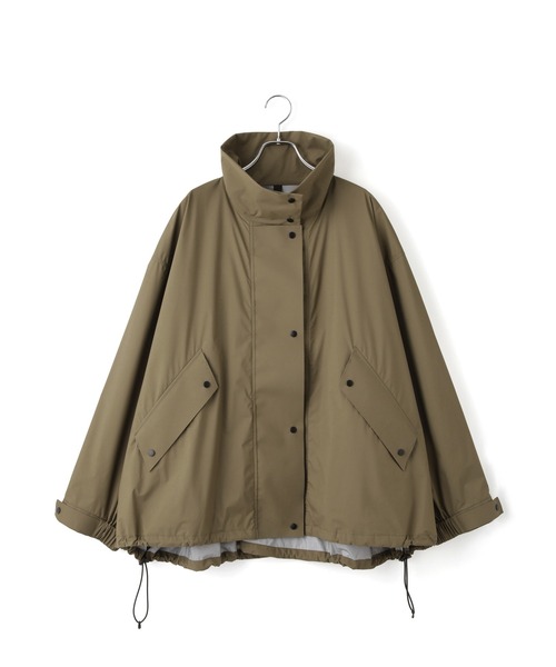ADAM ET ROPE'（アダムエロペ）の「ファンクションドロストブルゾン/撥水（ナイロンジャケット・レディース・カーキ/ブラック・38/36）」の20枚目の写真