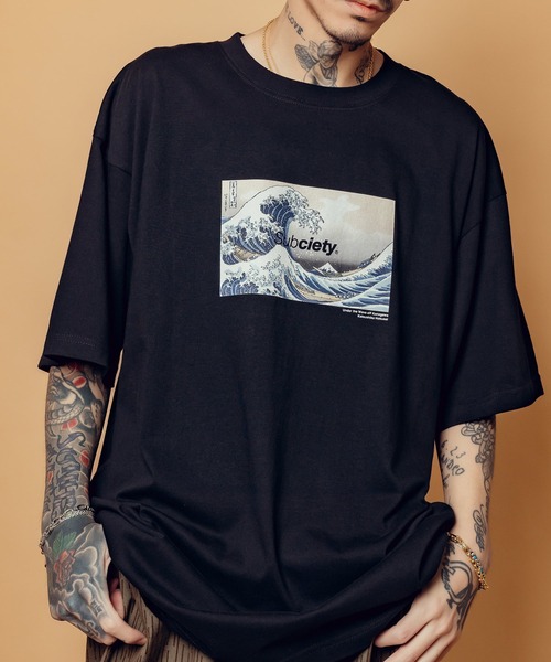Subciety(サブサエティ)の「Souvenir ratio tee(Tシャツ/カットソー・メンズ・B/C/D/A/E/F・SMALL/MEDIUM/LARGE/X-LARGE/XX-LARGE)」の3枚目の写真