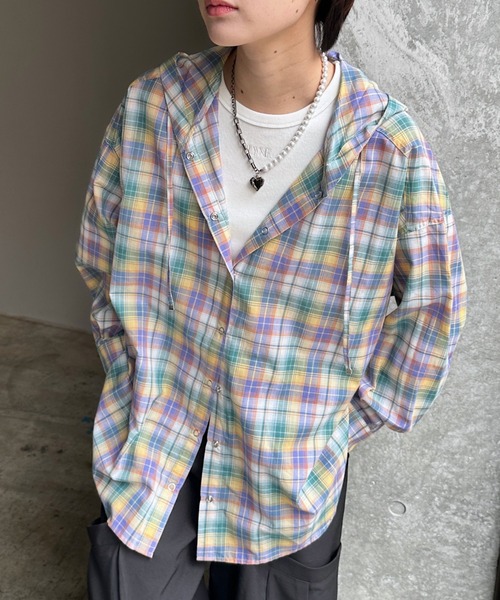 PAGEBOY（ページボーイ）の「シアーチェックフードシャツ（シャツ/ブラウス・レディース・イエロー/ブルー/ブラック・FREE）」の3枚目の写真