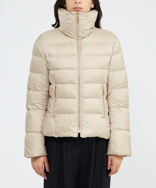 EPOCA（エポカ）の「エアリーダウン ショート（ダウンジャケット/コート・レディース・ベージュ/ブラック・38/40）」の6枚目の写真