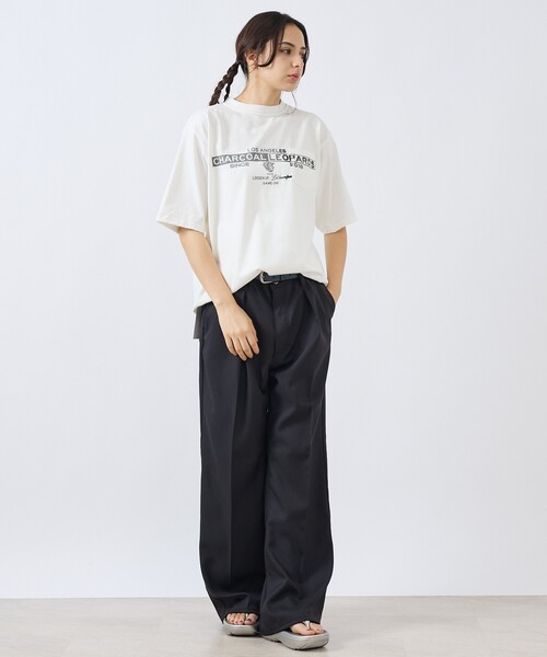 AMERICANA(アメリカーナ)の「【Americana(アメリカーナ)× ORIGINAL Charcoal(オリジナル チャコール)】 Leopards Print T/プリント」Tシャツ/ユニセックス(Tシャツ/カットソー・メンズ・ホワイト/ネイビー・M/L)」の4枚目の写真