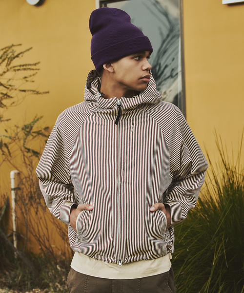 JOURNAL STANDARD（ジャーナルスタンダード）の「パターン フーディ シティ ジャケット（その他アウター・メンズ・ブルー系その他/ブラウン・MEDIUM/LARGE）」の4枚目の写真