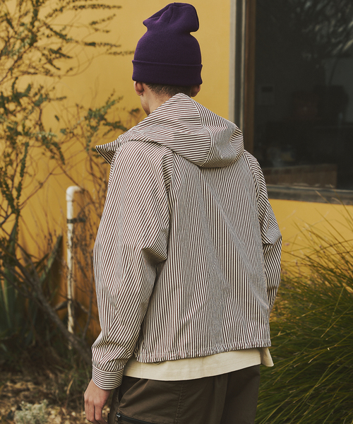 JOURNAL STANDARD（ジャーナルスタンダード）の「パターン フーディ シティ ジャケット（その他アウター・メンズ・ブルー系その他/ブラウン・MEDIUM/LARGE）」の5枚目の写真