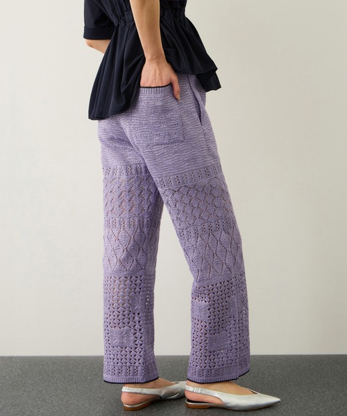 Coohem(コーヘン)の「【COOHEM】SUKASHI EMBOSSED KNIT PANTS/セットアップ対応・イージーケア(その他パンツ・レディース・ラベンダー/キナリ・FREE)」の2枚目の写真