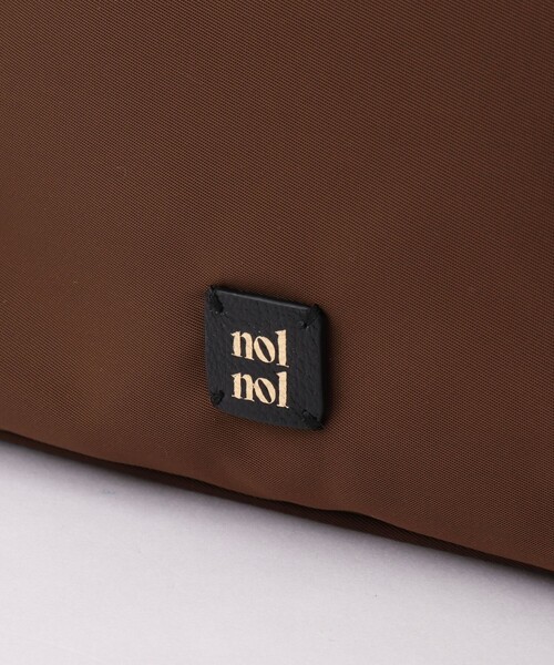 NOLLEY’S（ノーリーズ）の「【nolnol/ノルノル】ナイロンフリルミニトートバッグ（ショルダーバッグ・レディース・ブラウン/ブラック・FREE）」の12枚目の写真