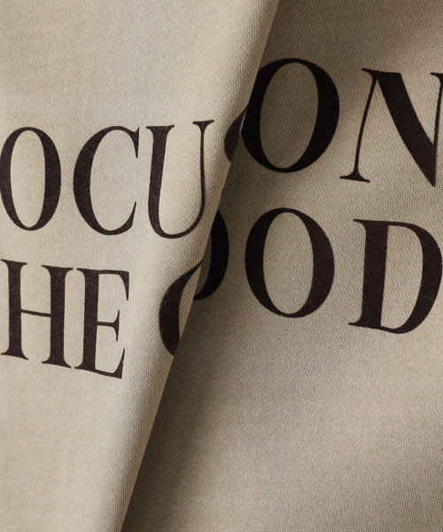 journal standard L'essage（ジャーナルスタンダードレサージュ）の「(FOCUS ON)フロッキーロゴスウェット（Tシャツ/カットソー・レディース・チャコールグレー/ベージュ/ネイビー・FREE）」の20枚目の写真