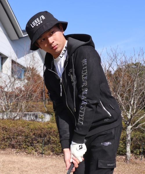 LUXE/R GOLF（ラグジュ ゴルフ）の「(RM)【LUXE/R GOLF】ポリエステル スウェード ファスナー ジップパーカー（パーカー・メンズ・ベージュ系/グリーン系/ブラック・X-LARGE/LARGE/MEDIUM）」の2枚目の写真