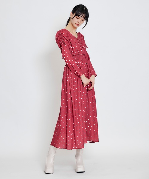 REDYAZEL(レディアゼル)の「Love Me Heart ギャザーリボンロングフレアワンピース(ワンピース・レディース・レッド/オフホワイト/ネイビー・FREE)」の15枚目の写真