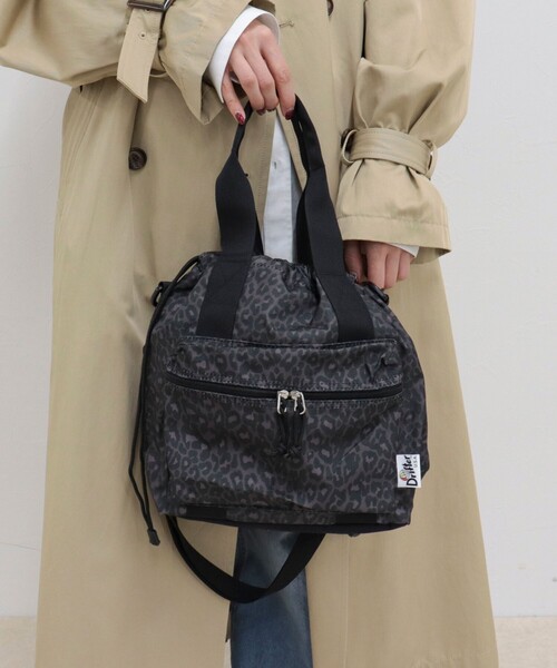 fredy emue（フレディエミュ）の「【Drifter/ドリフター】HANDLE POCKET TOTE BAG（ショルダーバッグ・レディース・パープル/ライトブルー/ブラック/グレー系その他・FREE）」の3枚目の写真