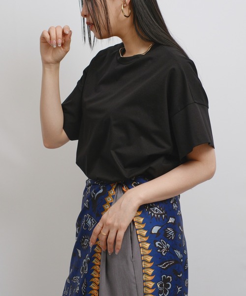 palm RICHE(ポームリシュ)の「スカーフ付リラックスT(Tシャツ/カットソー・レディース・ブラック/オレンジ/グレー・M)」の21枚目の写真