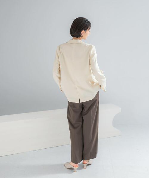 URBAN RESEARCH ROSSO WOMEN(アーバンリサーチ ロッソ)の「リネンライクシングルテーラードジャケット(その他アウター・レディース・イエロー/ベージュ・FREE)」の9枚目の写真