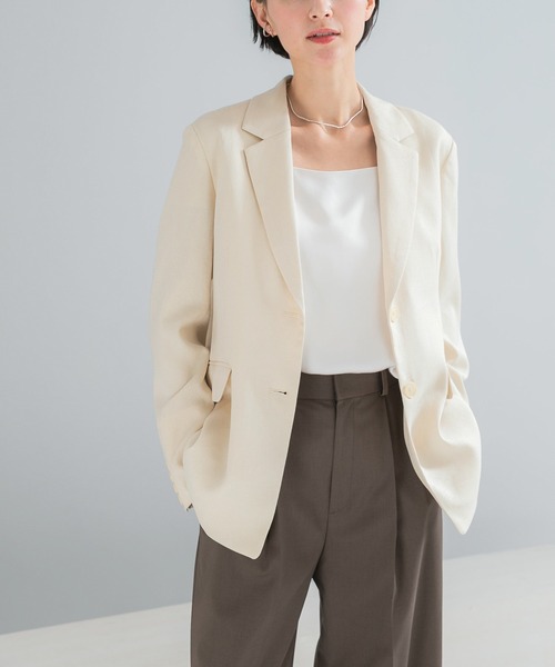 URBAN RESEARCH ROSSO WOMEN（アーバンリサーチ　ロッソ）の「リネンライクシングルテーラードジャケット（その他アウター・レディース・イエロー/ベージュ・FREE）」の3枚目の写真