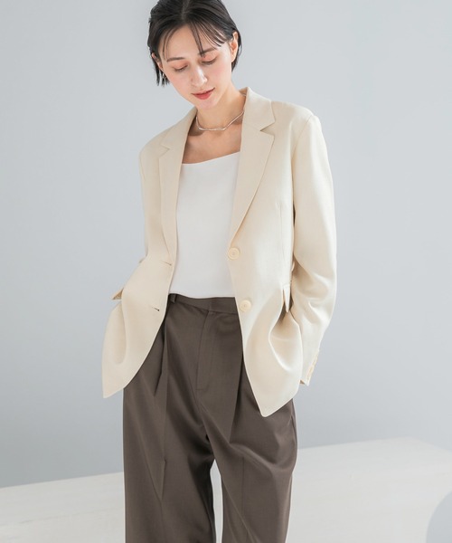URBAN RESEARCH ROSSO WOMEN（アーバンリサーチ　ロッソ）の「リネンライクシングルテーラードジャケット（その他アウター・レディース・イエロー/ベージュ・FREE）」の4枚目の写真