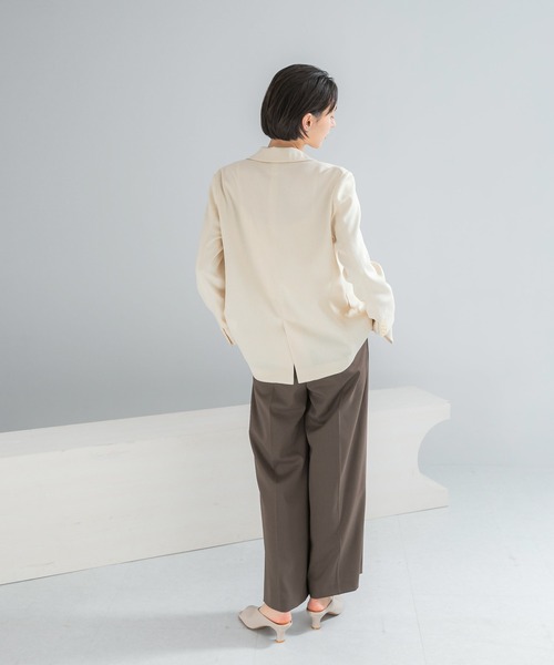 URBAN RESEARCH ROSSO WOMEN（アーバンリサーチ　ロッソ）の「リネンライクシングルテーラードジャケット（その他アウター・レディース・イエロー/ベージュ・FREE）」の6枚目の写真