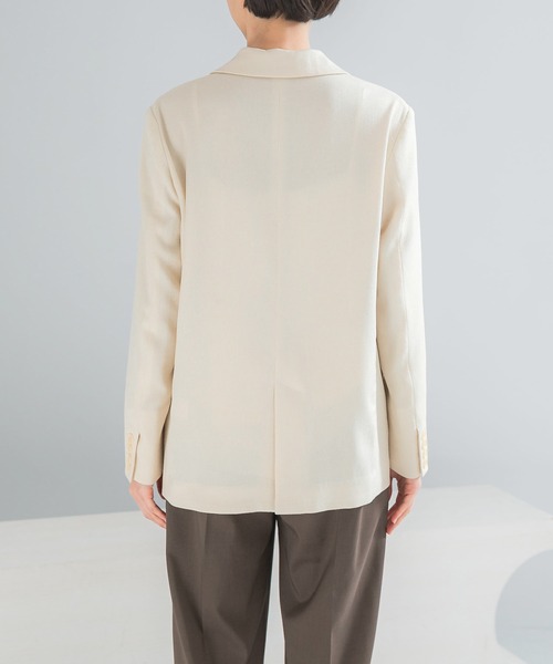 URBAN RESEARCH ROSSO WOMEN（アーバンリサーチ　ロッソ）の「リネンライクシングルテーラードジャケット（その他アウター・レディース・イエロー/ベージュ・FREE）」の16枚目の写真