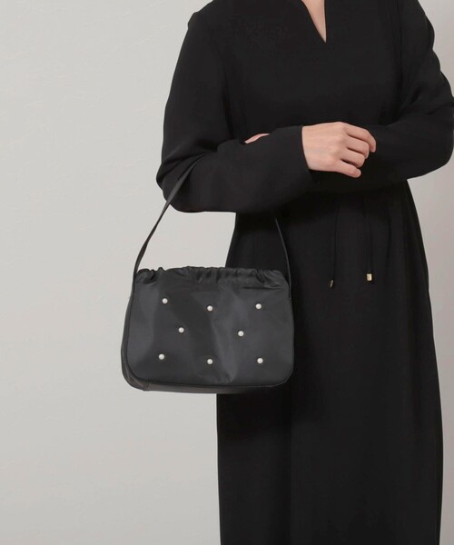 NOLLEY’S（ノーリーズ）の「【nolnol/ノルノル】タフタパールバッグ（ハンドバッグ・レディース・ブラック・FREE）」の5枚目の写真